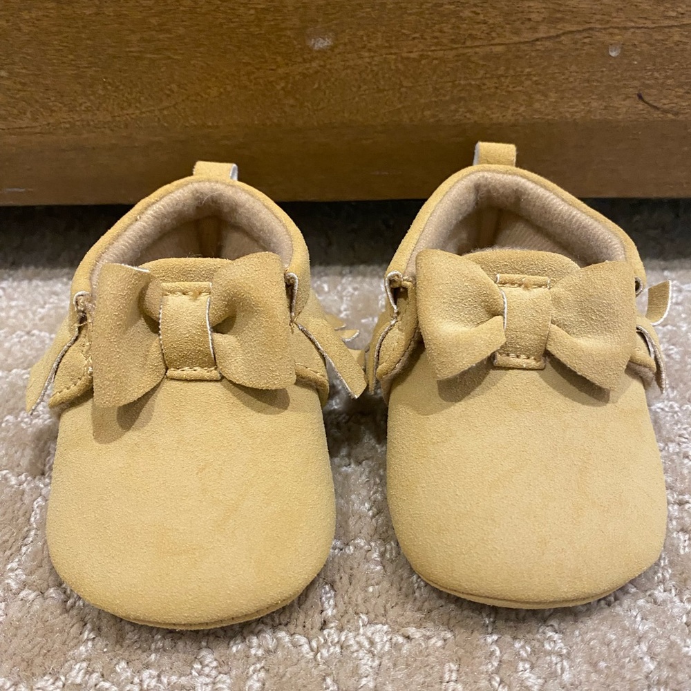 0-3 month Carters baby girl shoes